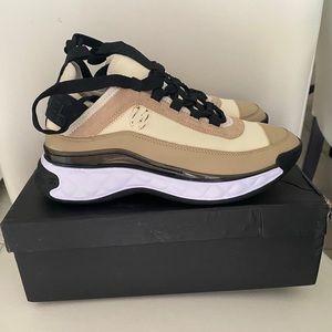 Beige/Tan/Black Sneakers